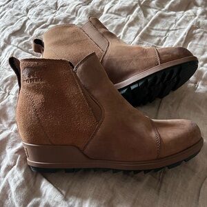 Sorel Tan Ankle Boots